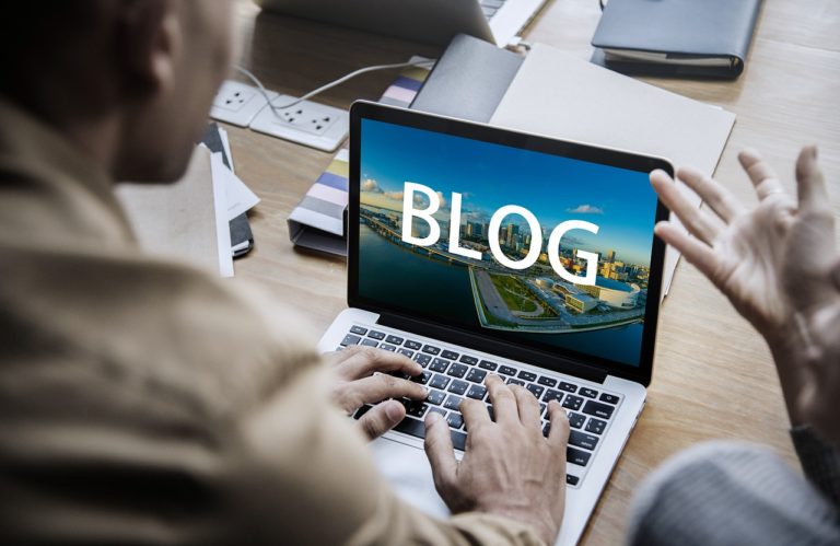 What Does a Blog Manager Do? | TMC Typing & Internet Services
